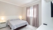 Apartamento dois dormitrios em Mariscal cond com 