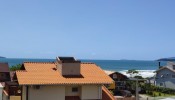 Casa com piscina em Mariscal!