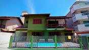 Casa com 5Q e Piscina a 50m de Canto Grande