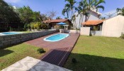 Linda casa com piscina em Mariscal