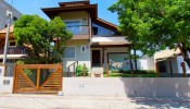 Casa linda de alto padro