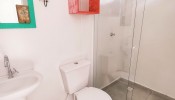 Casa com 6 dormitrios em Mariscal!