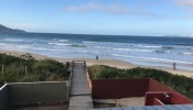 Beira mar em Mariscal com 5 sutes.
