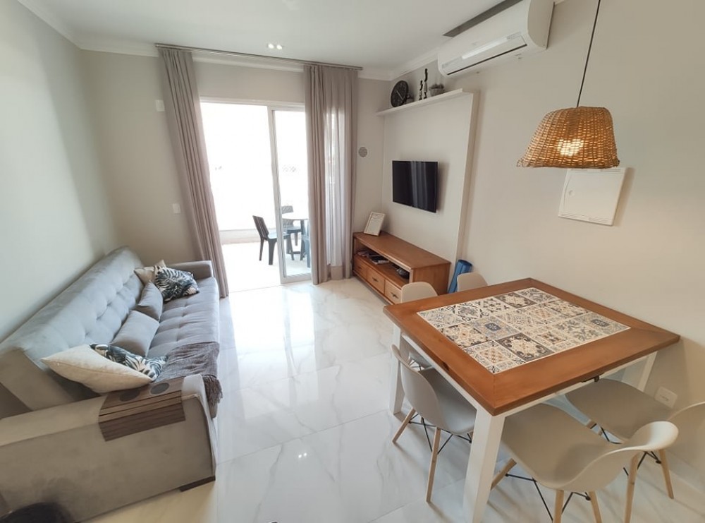 Apartamento de alto padro (condomnio com piscina