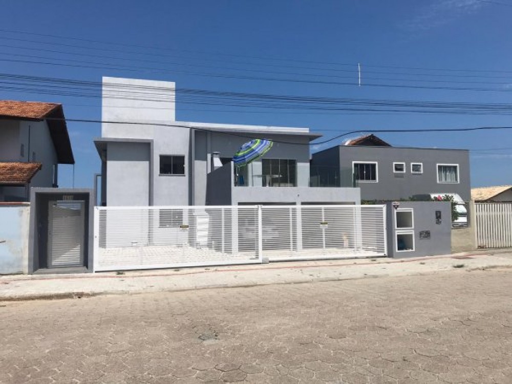 Apartamento de 3 sutes p na areia em Mariscal!