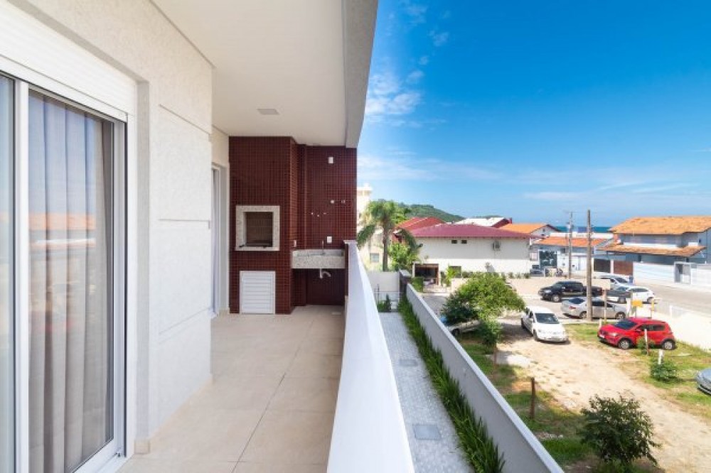 Lindo apartamento de 2 dormitrios em Mariscal