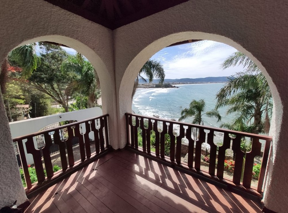 Casa de cinema com vista ao mar!