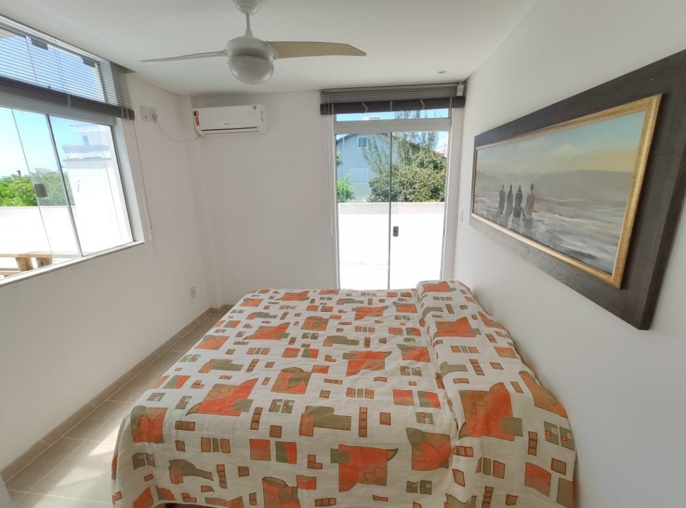 Casa com piscina em Mariscal!