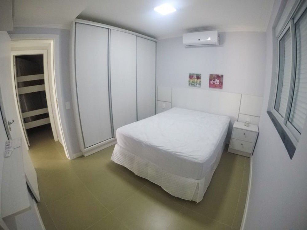 Casa nova com Piscina em Mariscal!