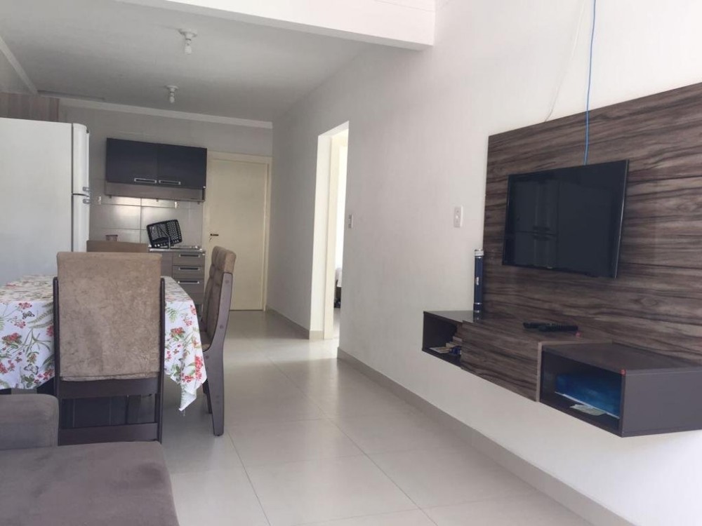 Apartamento 3 dormitrios  50m do mar