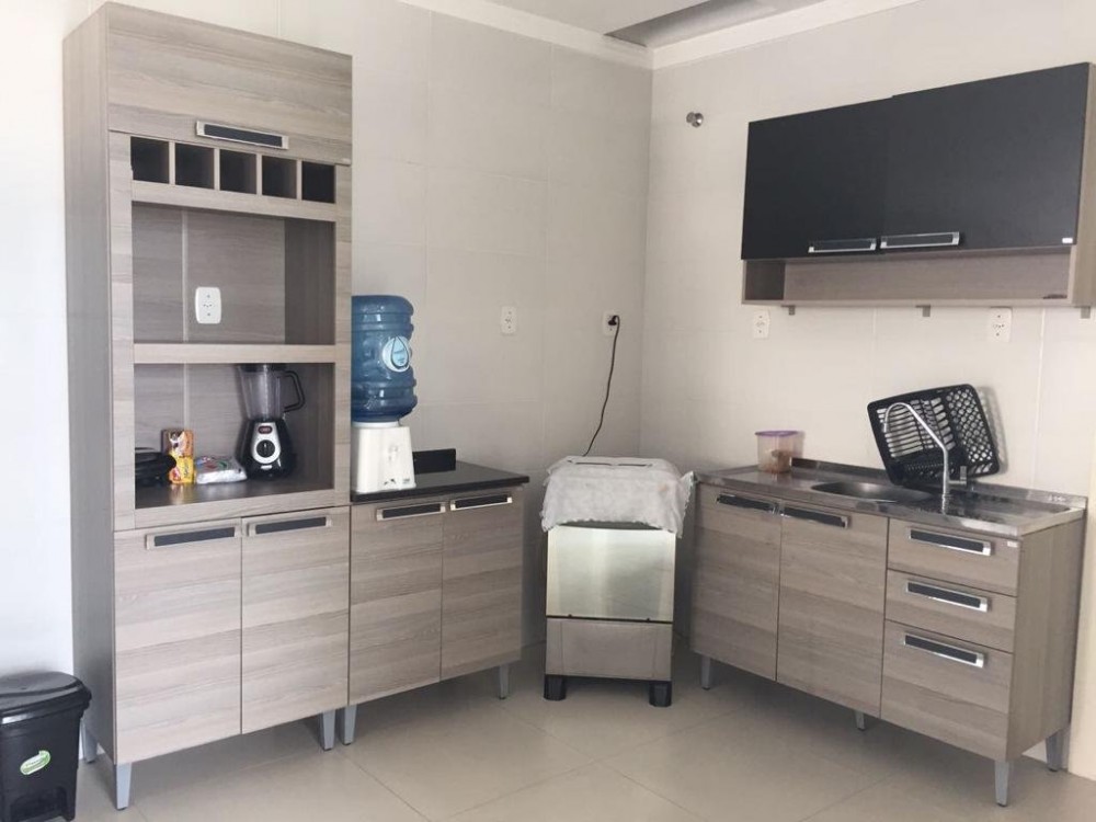 Apartamento 3 dormitrios  50m do mar