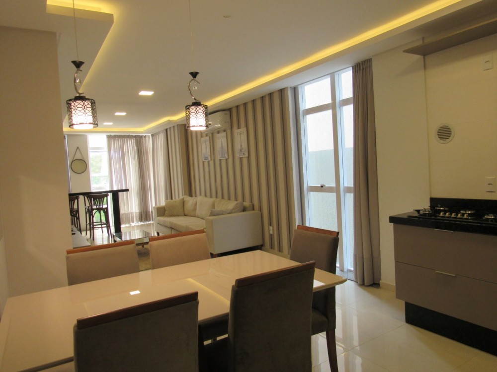 Apartamento alto padro,  200m do mar em Mariscal