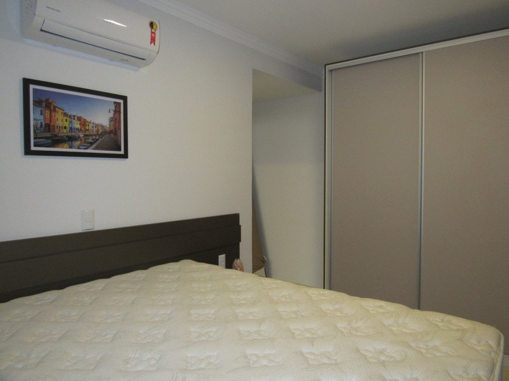 Apartamento alto padro,  200m do mar em Mariscal