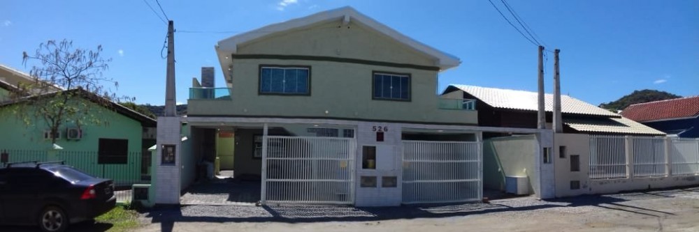 Aptos Adriana Residencial