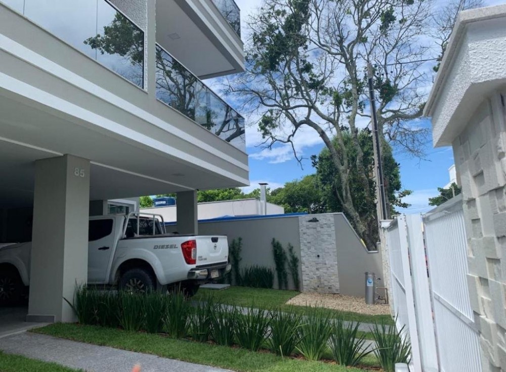 TRIPLEX Canto Grande