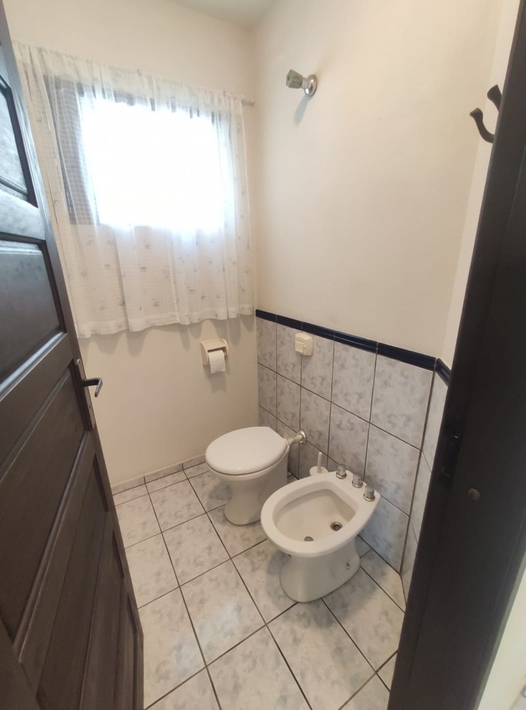 Casa impecvel na beira mar de Mariscal!