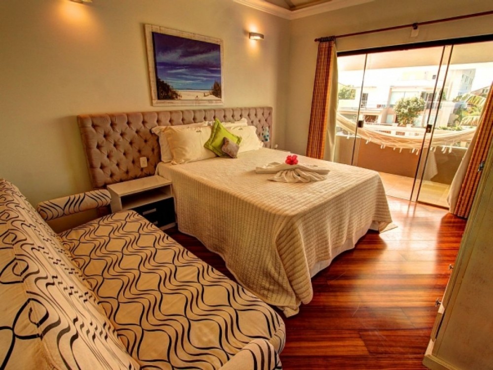 Casa alto padro com piscina!