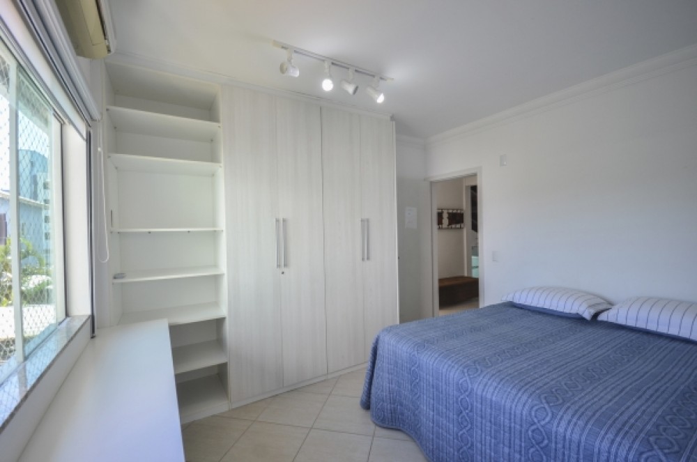 Casa c/ piscina em Mariscal!