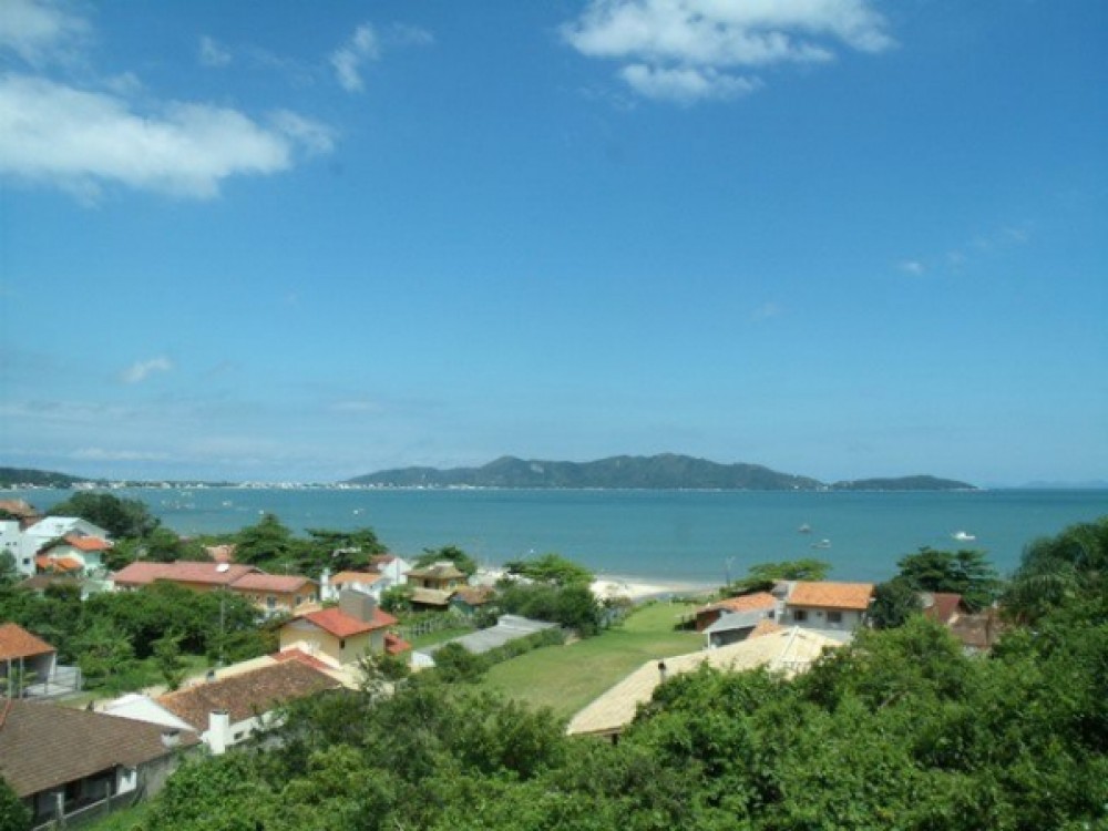 Casa c/ vista para o mar