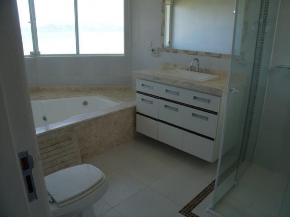 Casa c/ vista para o mar