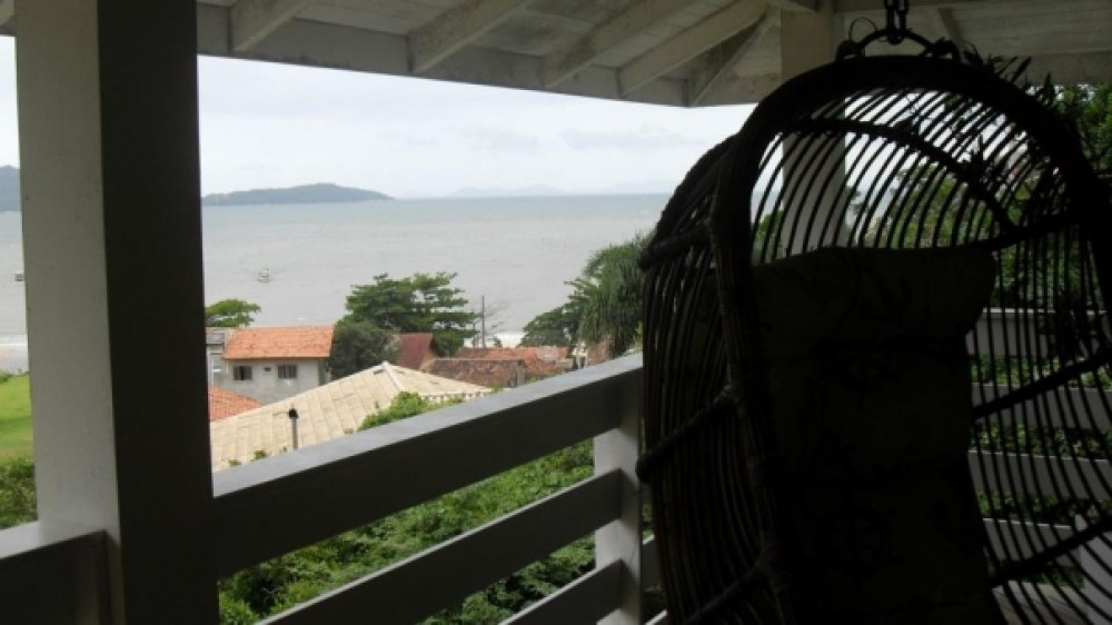 Casa c/ vista para o mar