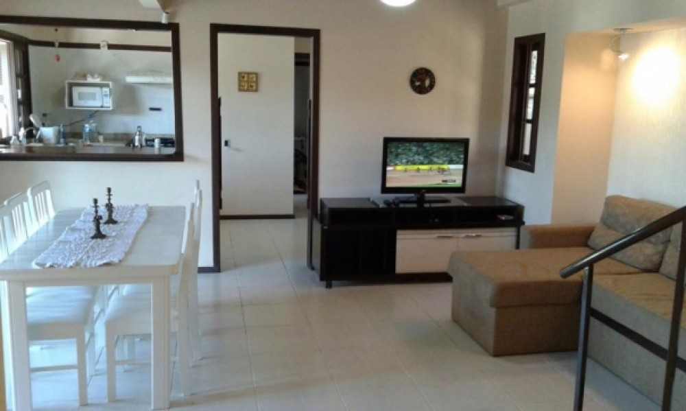 Linda casa em Mariscal!