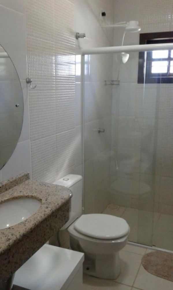 Linda casa em Mariscal!