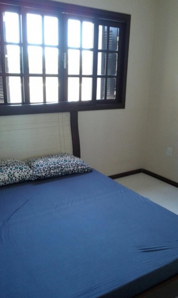 Linda casa em Mariscal!