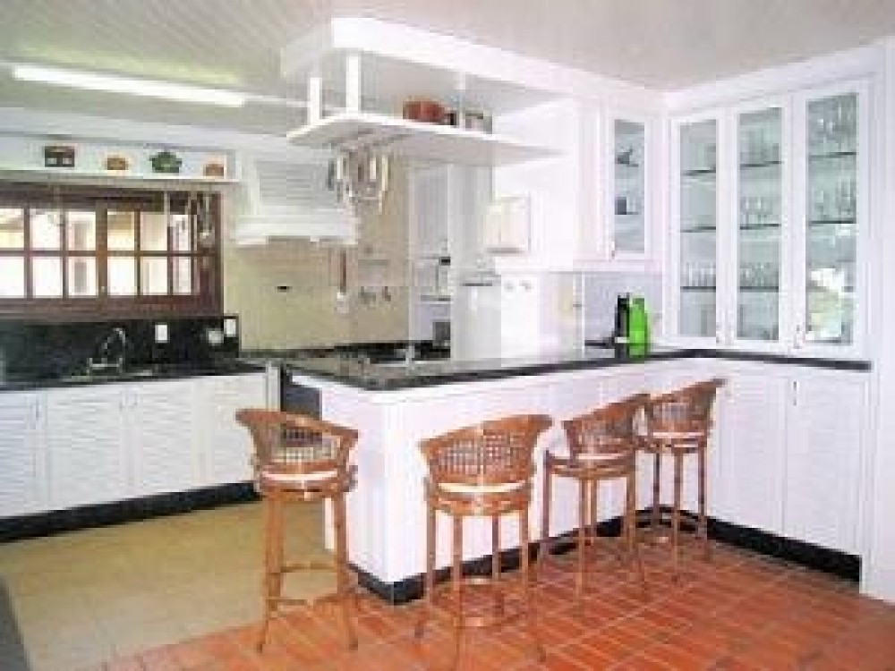 Casa alto padro 5 sutes frente ao mar