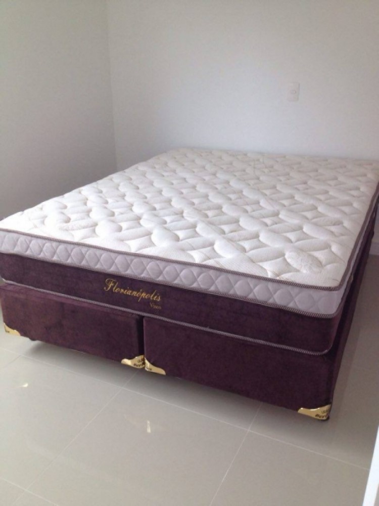 Cobertura com Piscina!