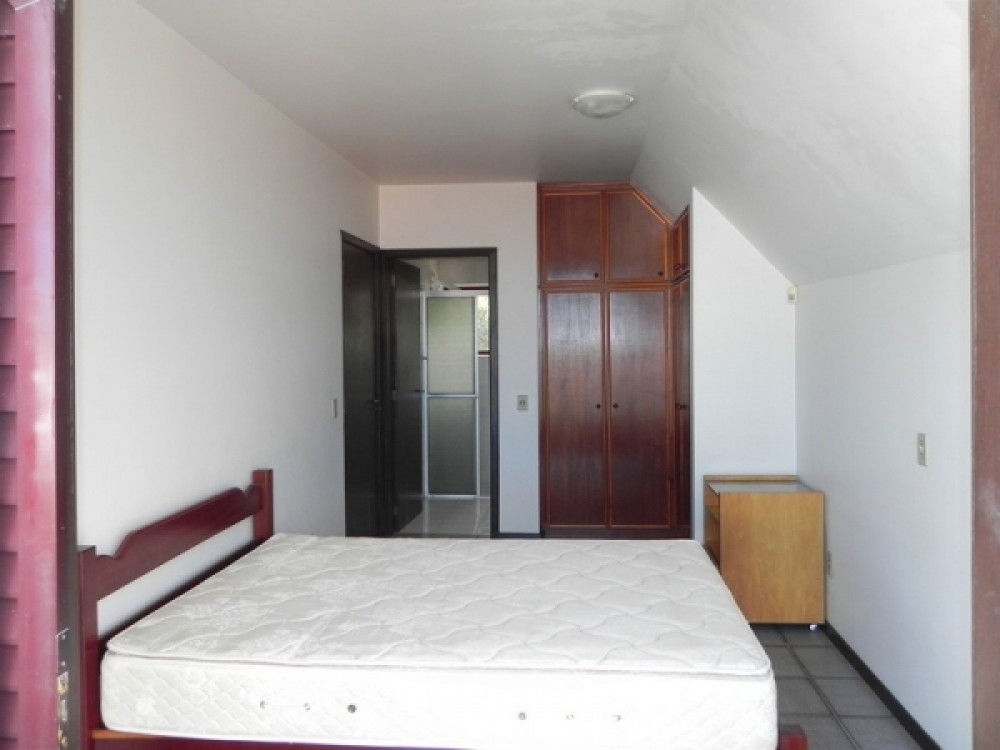 Triplex de 5 dorm e vista para o mar