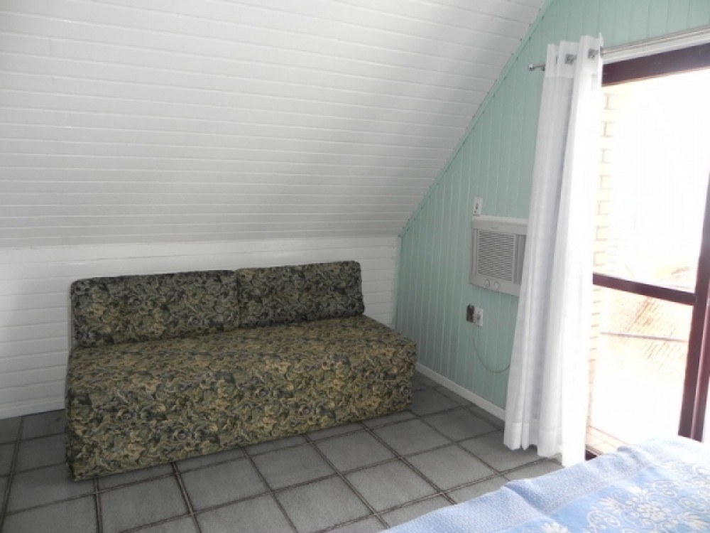 Triplex de 5 dorm e vista para o mar