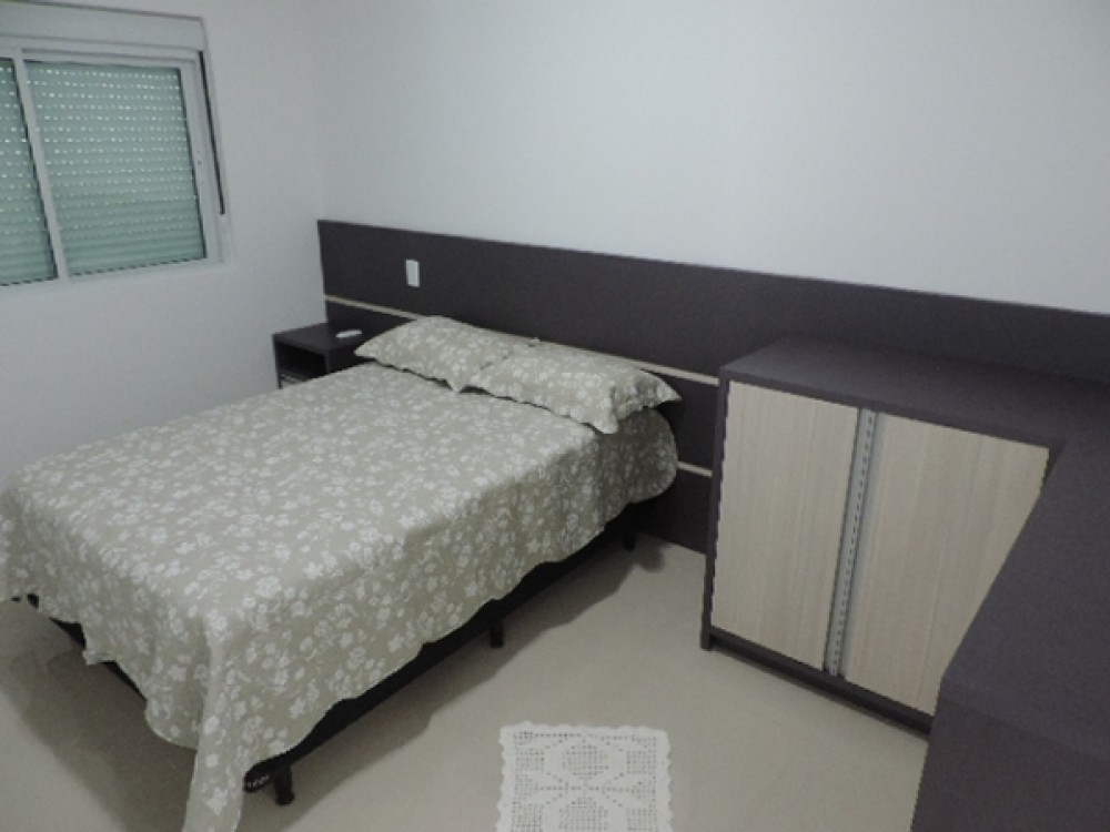 Alto padro com 3 sutes em Mariscal