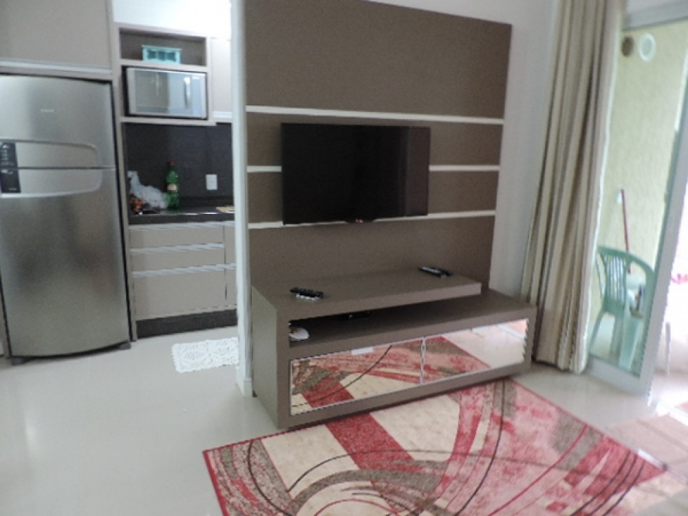 Alto padro com 3 sutes em Mariscal