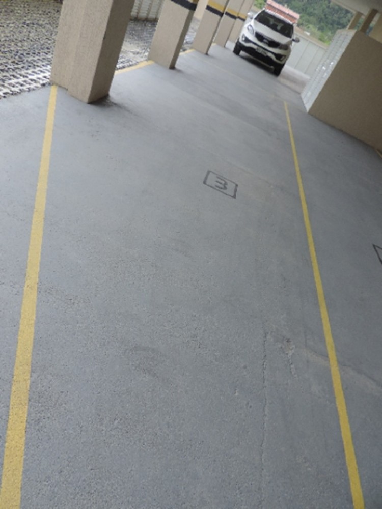 Alto padro com 3 sutes em Mariscal