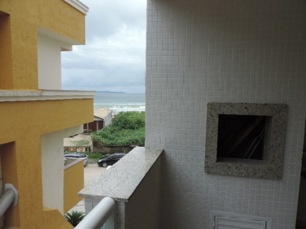 Cobertura duplex, com vista para o mar.