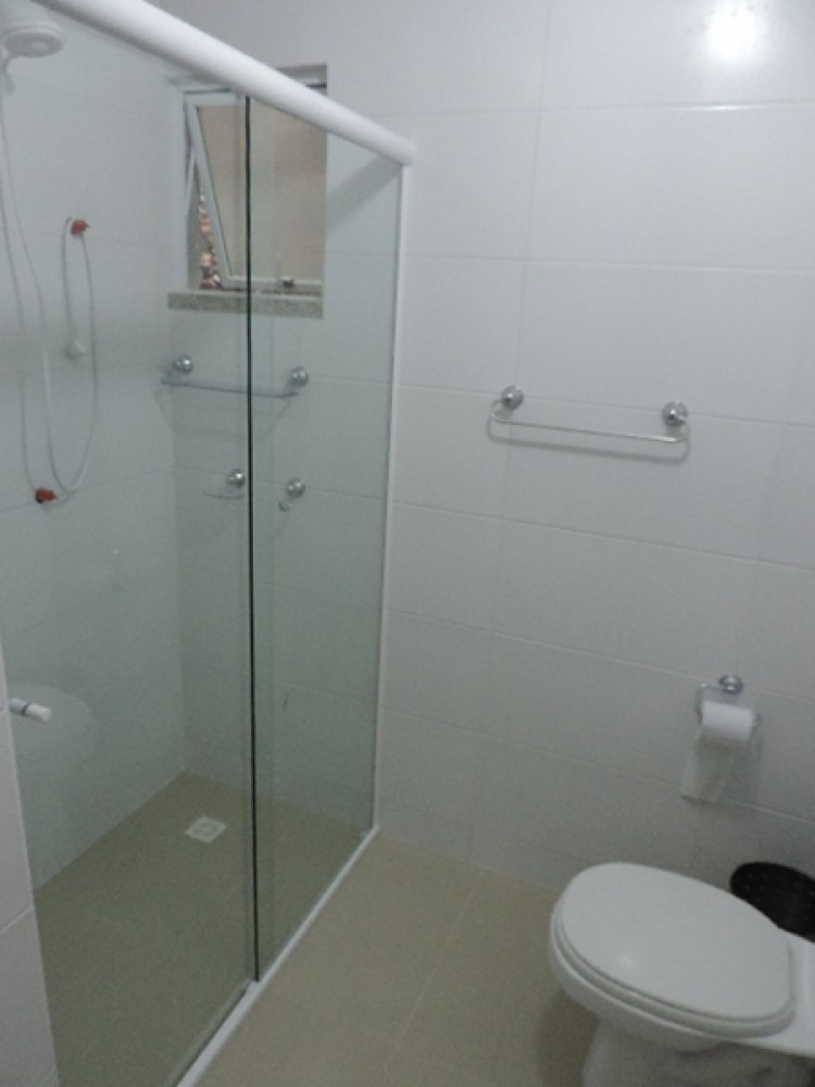 Cobertura duplex, com vista para o mar.