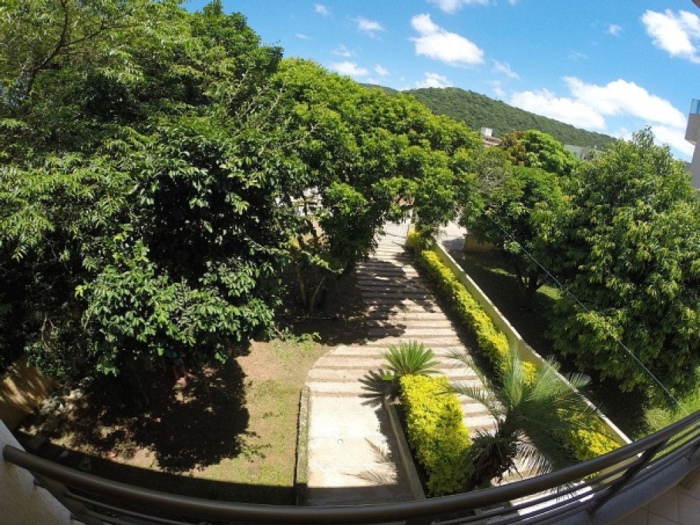 Linda casa em Mariscal!