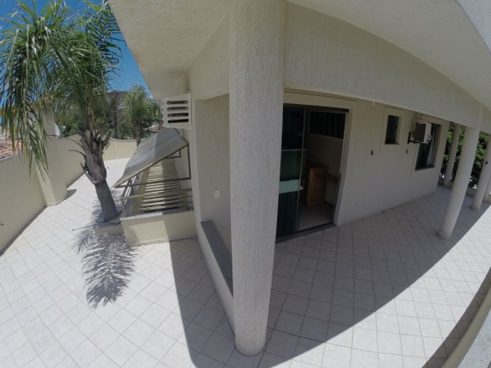 Linda casa em Mariscal!