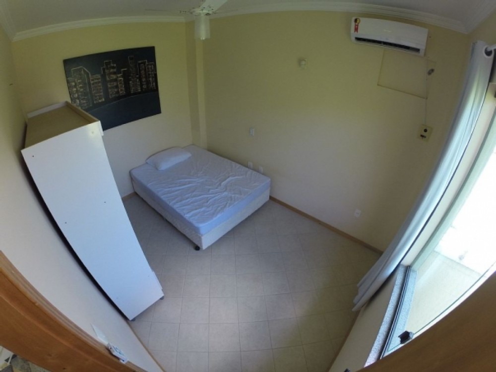 Linda casa em Mariscal!