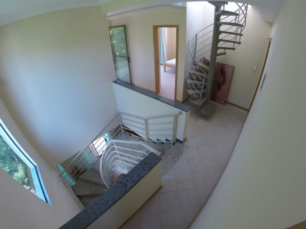 Linda casa em Mariscal!