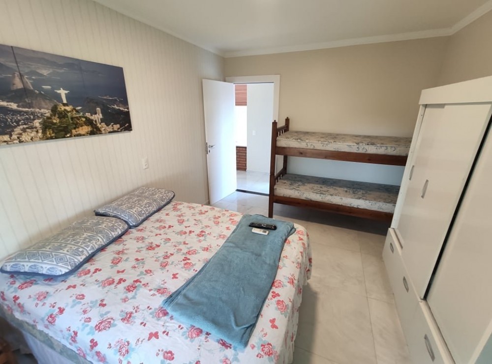 Linda casa com piscina em Mariscal