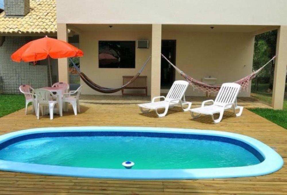 Casa com piscina em Mariscal!