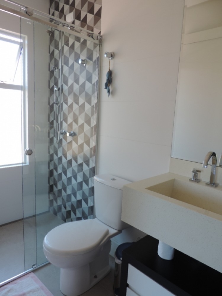 Casa linda de alto padro