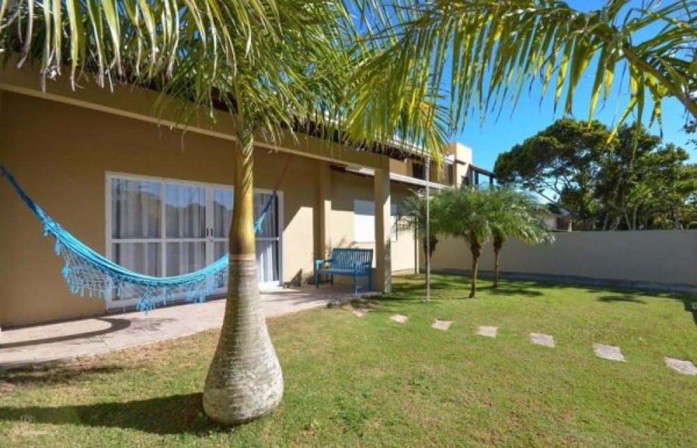 Linda casa confortvel de alto padro