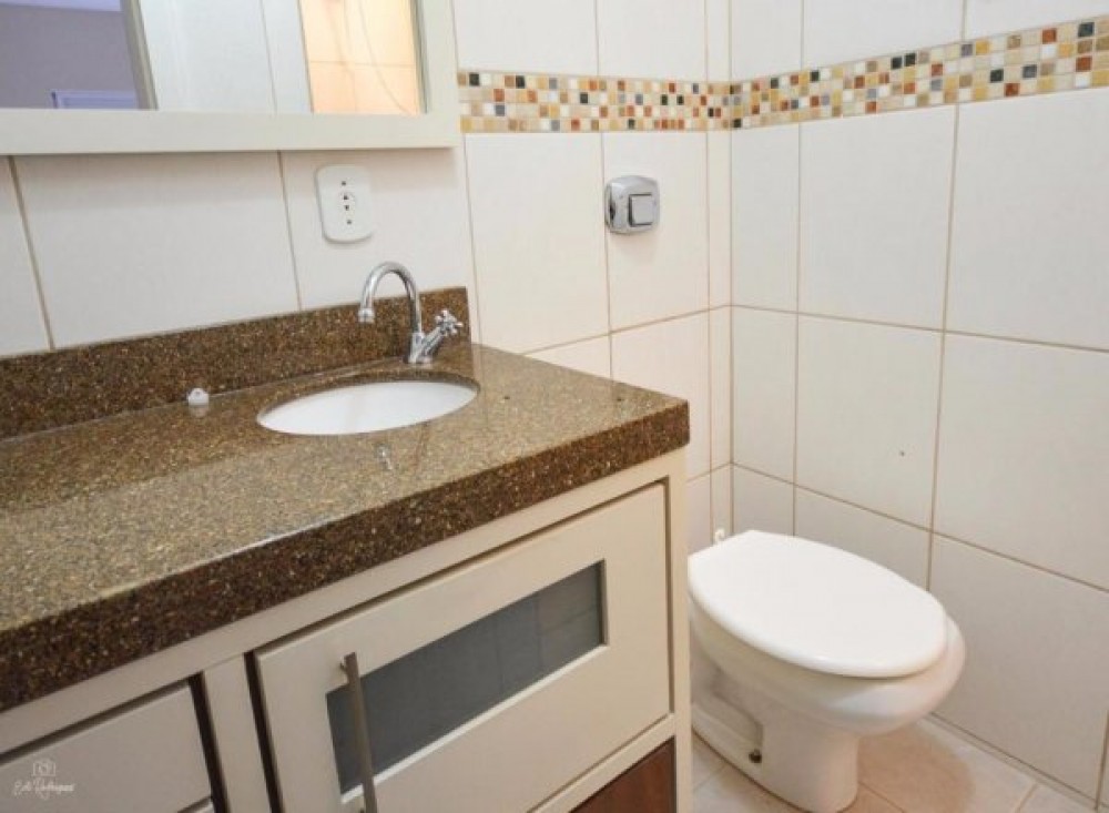 Linda casa confortvel de alto padro