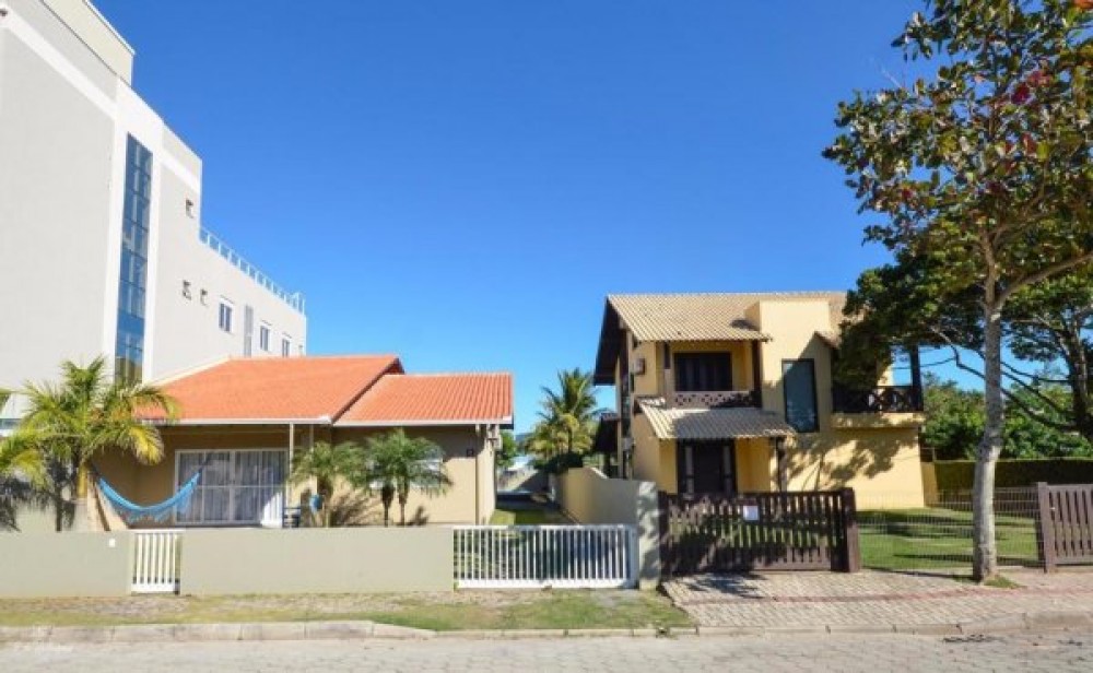 Linda casa confortvel de alto padro