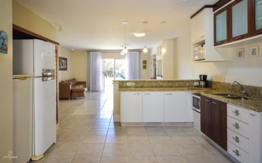 Linda casa confortvel de alto padro