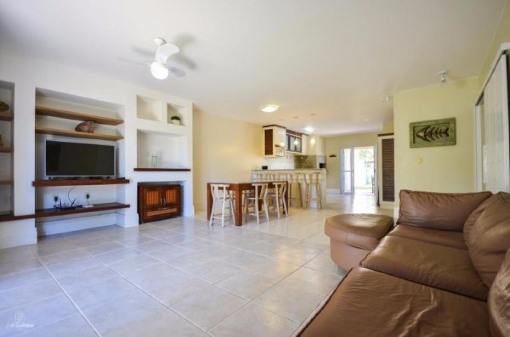 Linda casa confortvel de alto padro