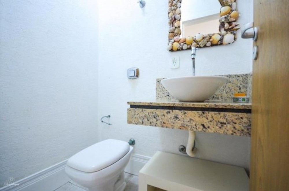 Linda casa confortvel de alto padro